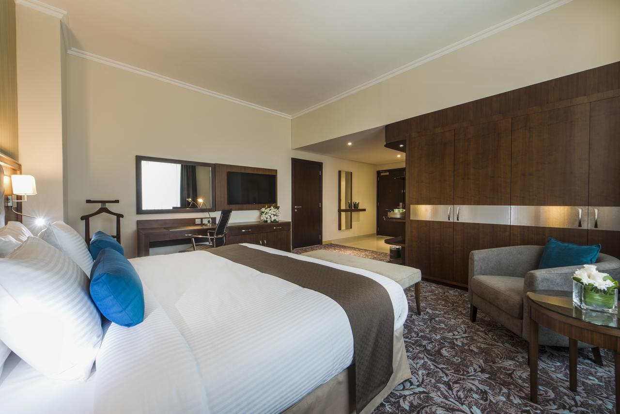 Golden Tulip Hotel