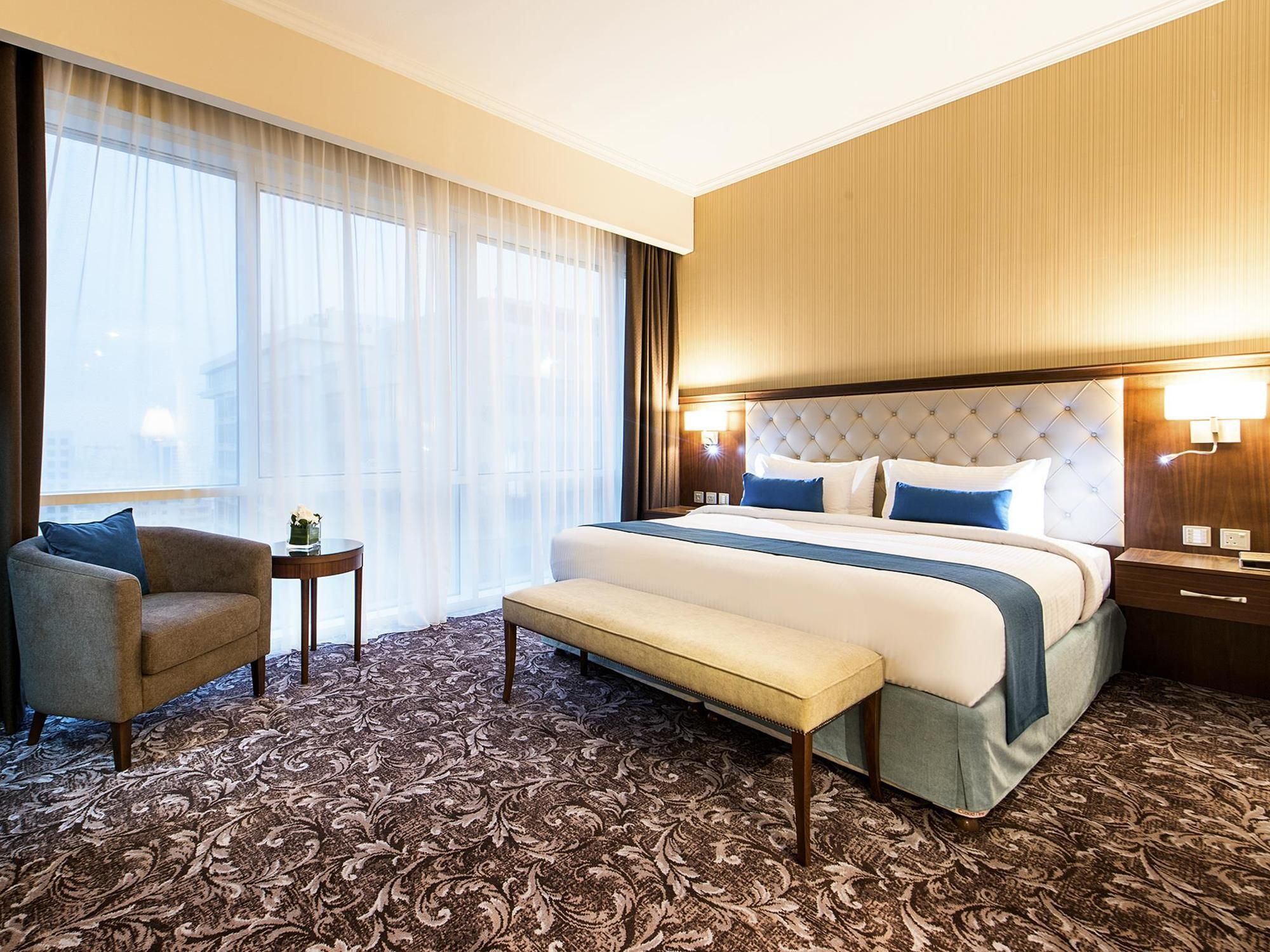 Golden Tulip Hotel 5*