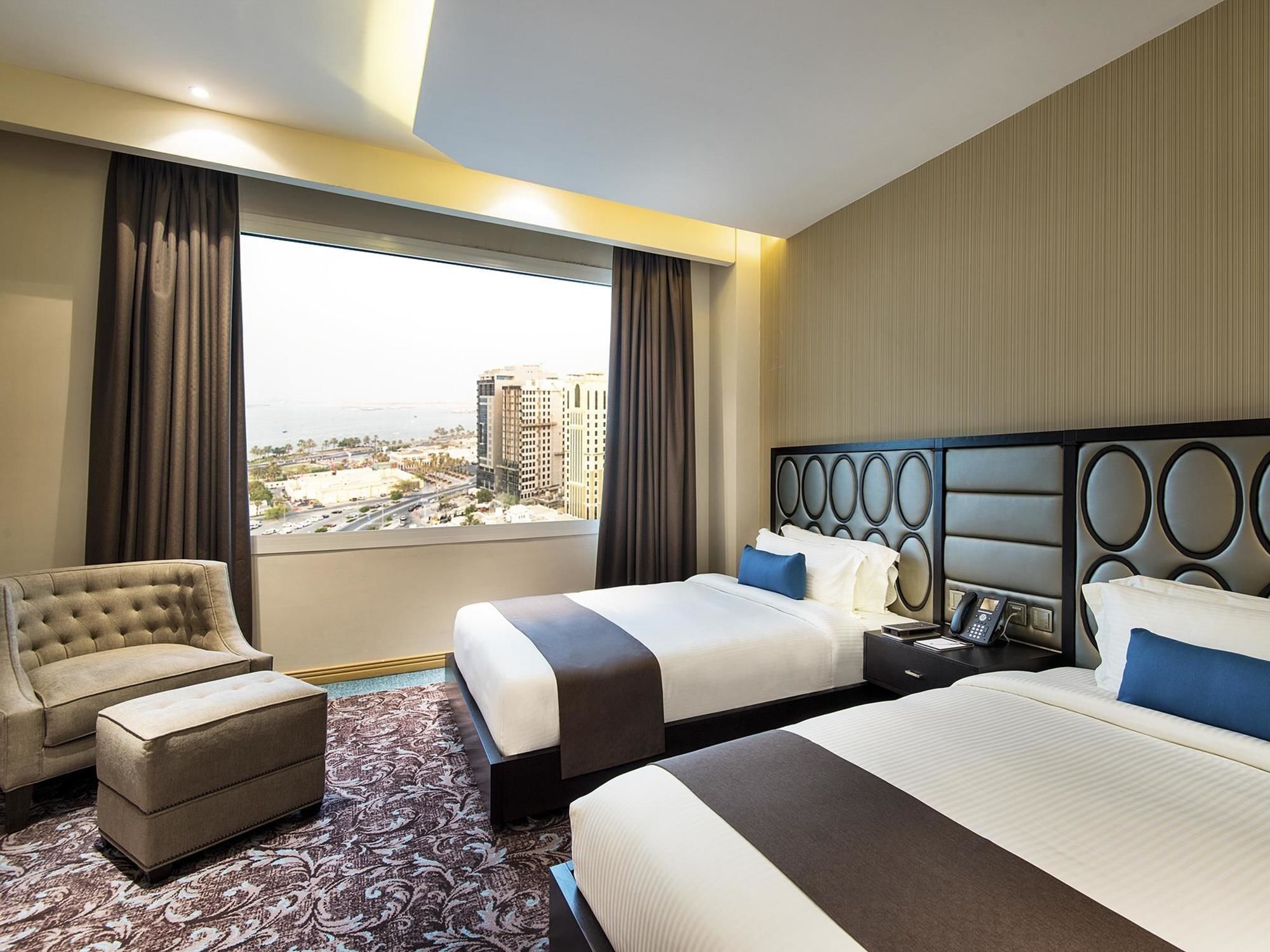 Hotel Golden Tulip 5*